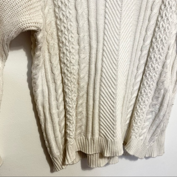 ➕ Lane Bryant Cold Shoulder Cable Knit Sweater - Picture 3 of 11